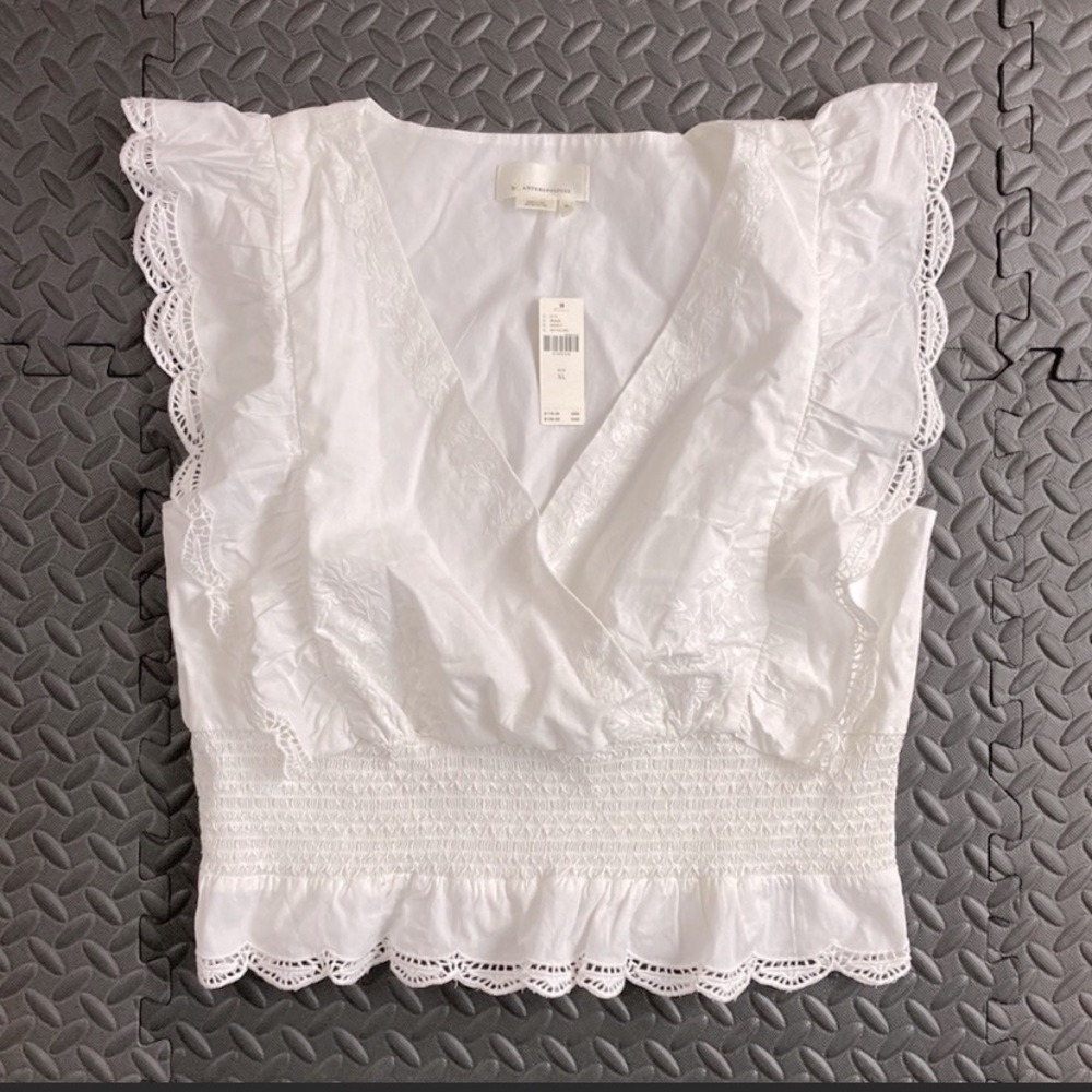 NWT Anthropologie Beautiful Top